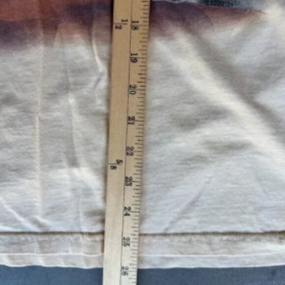 Kenny Chesney Guitars, Tiki Bars Whole Lot of Love Tour 2004 T-Shirt Adult Mediu - Picture 4 of 5